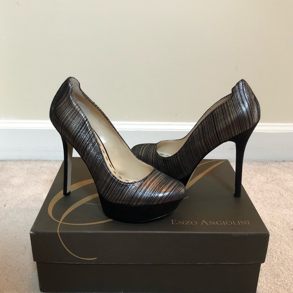 Enzo Angiolini Black and Silver Heels